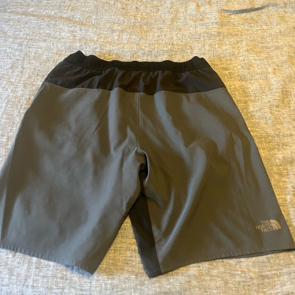 Men’s North Face shorts. Large